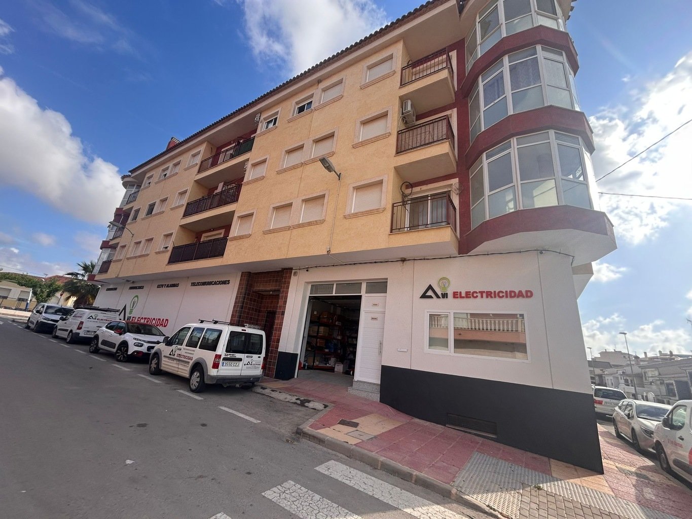 Duplex on Calle Enrique Tierno Galván — image 2